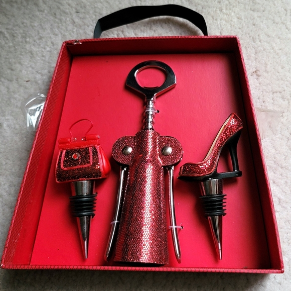 Wild Eye Designs Fashion Wine Set Crimson Red - Picture 1 of 10